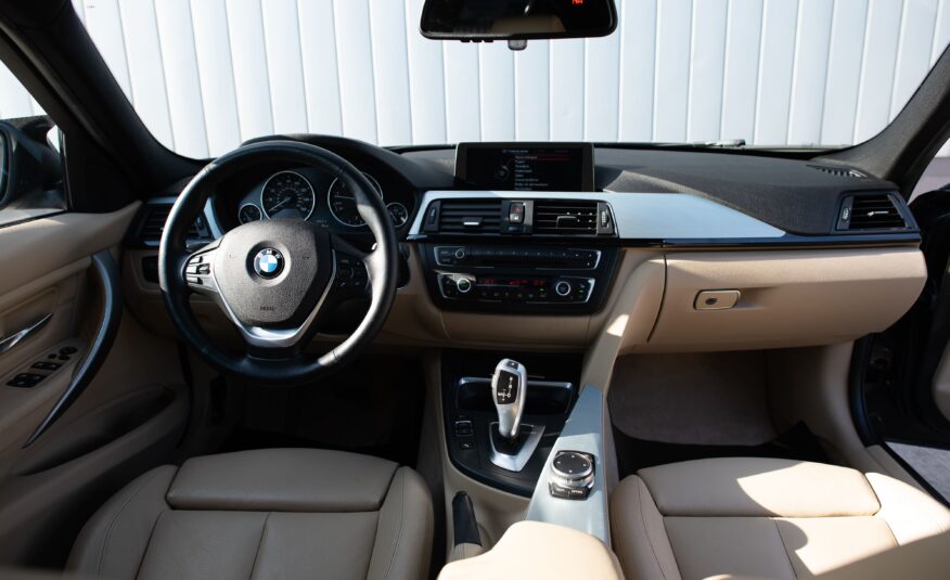 BMW 328 xDrive 2015