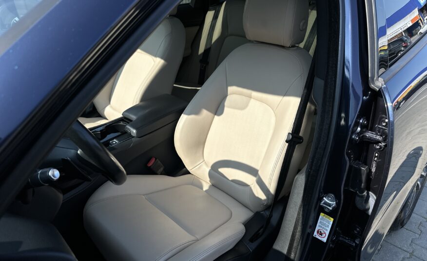 Jaguar F-Pace 2016