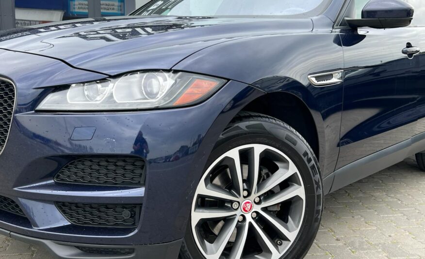 Jaguar F-Pace 2016