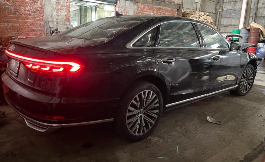 AUDI A8L 2018