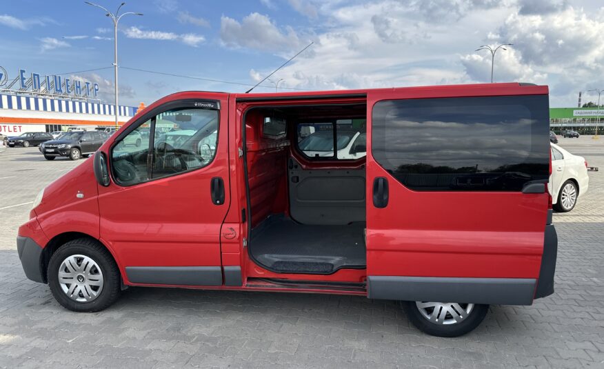 Renault Trafic 2012 року