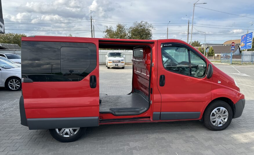 Renault Trafic 2012 року