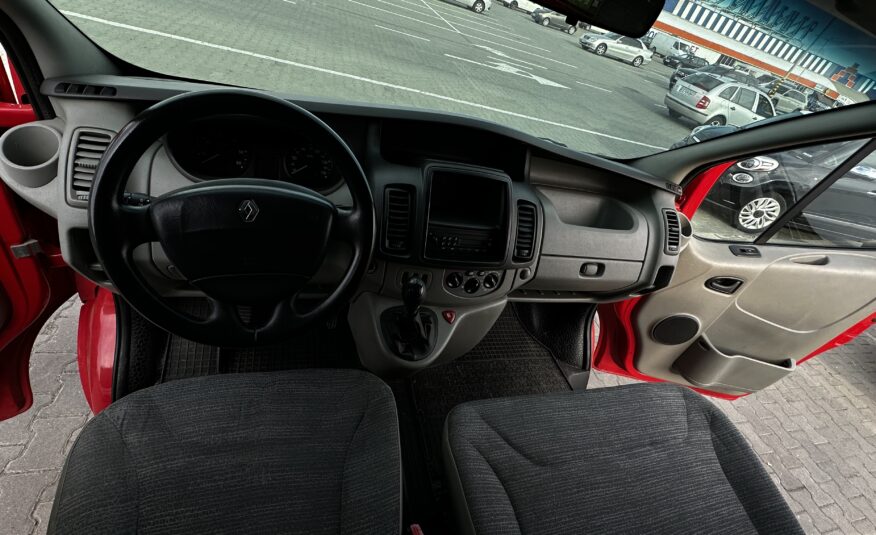 Renault Trafic 2012 року