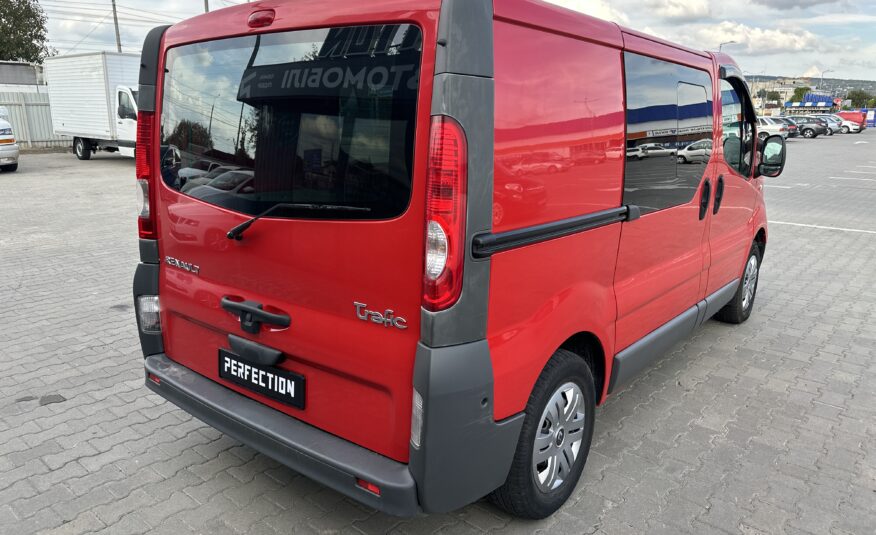 Renault Trafic 2012 року