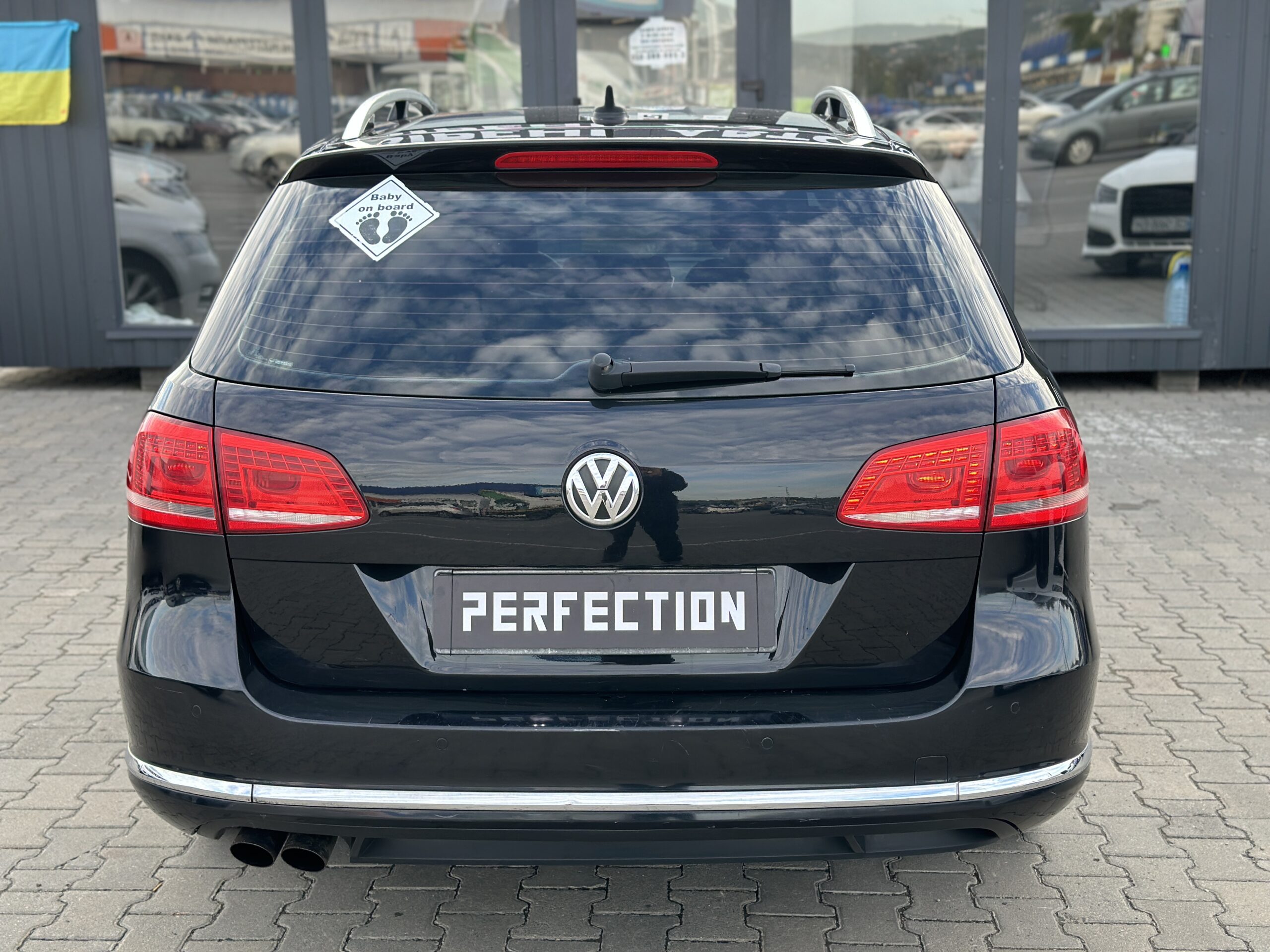 VOLKSWAGEN PASSAT 2014 року