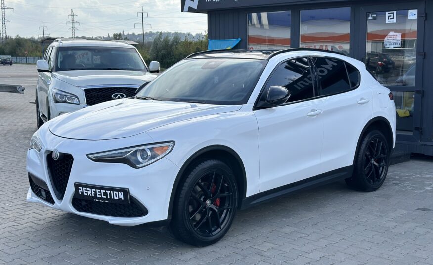 ALFA ROMEO STELVIO 2018 року