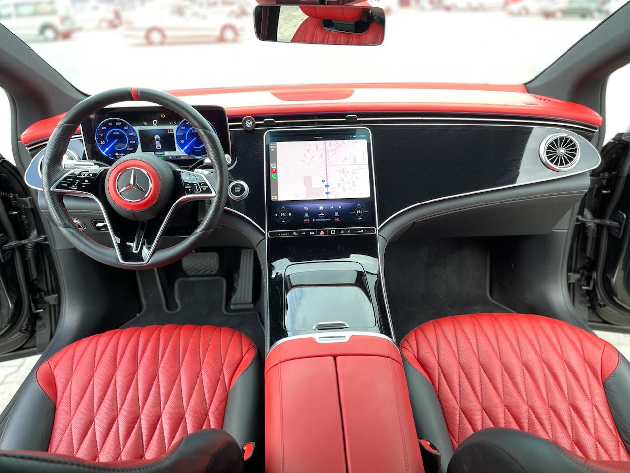 Mercedes – Benz EQS 2022 року