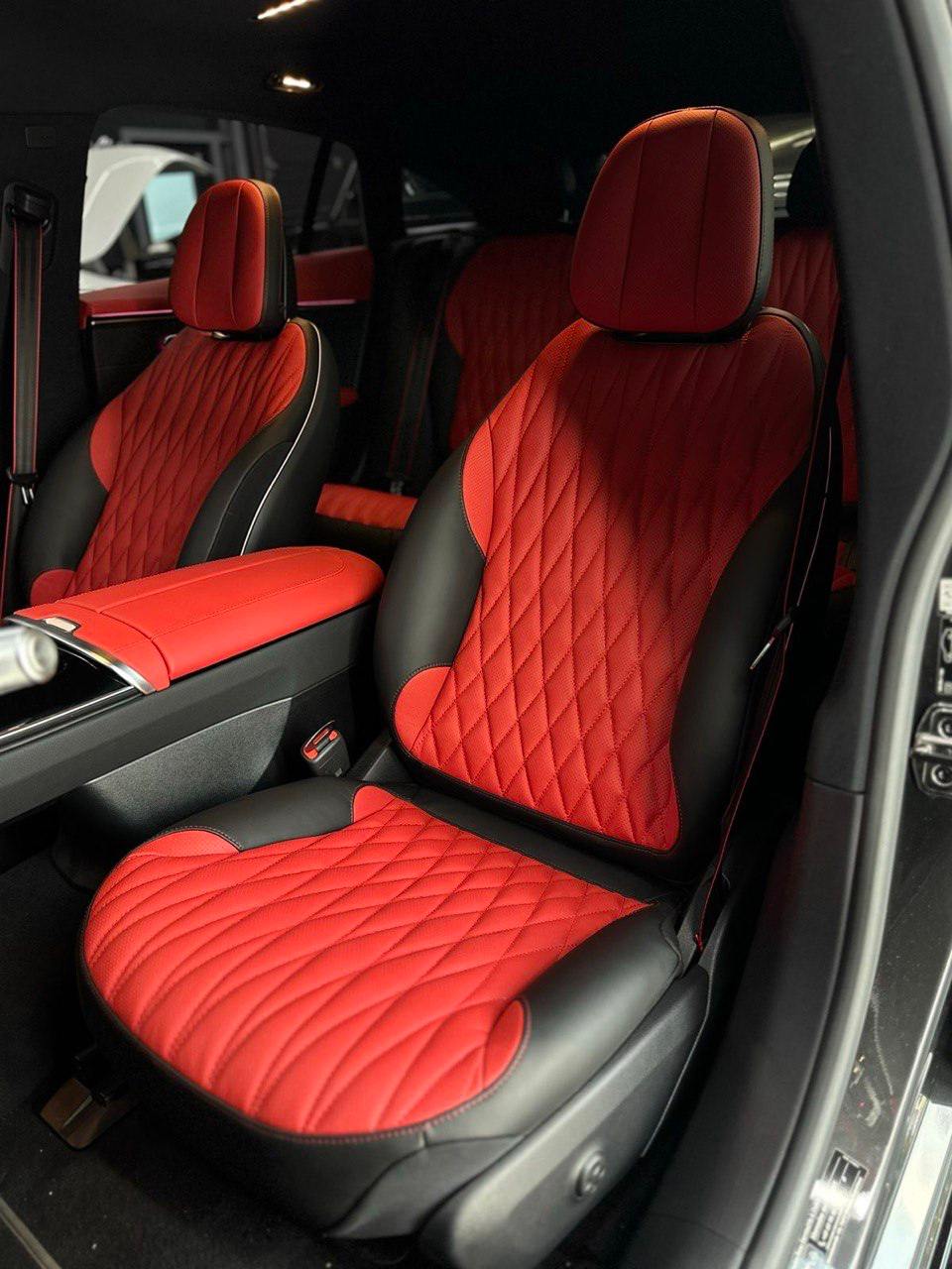 Mercedes – Benz EQS 2022 року