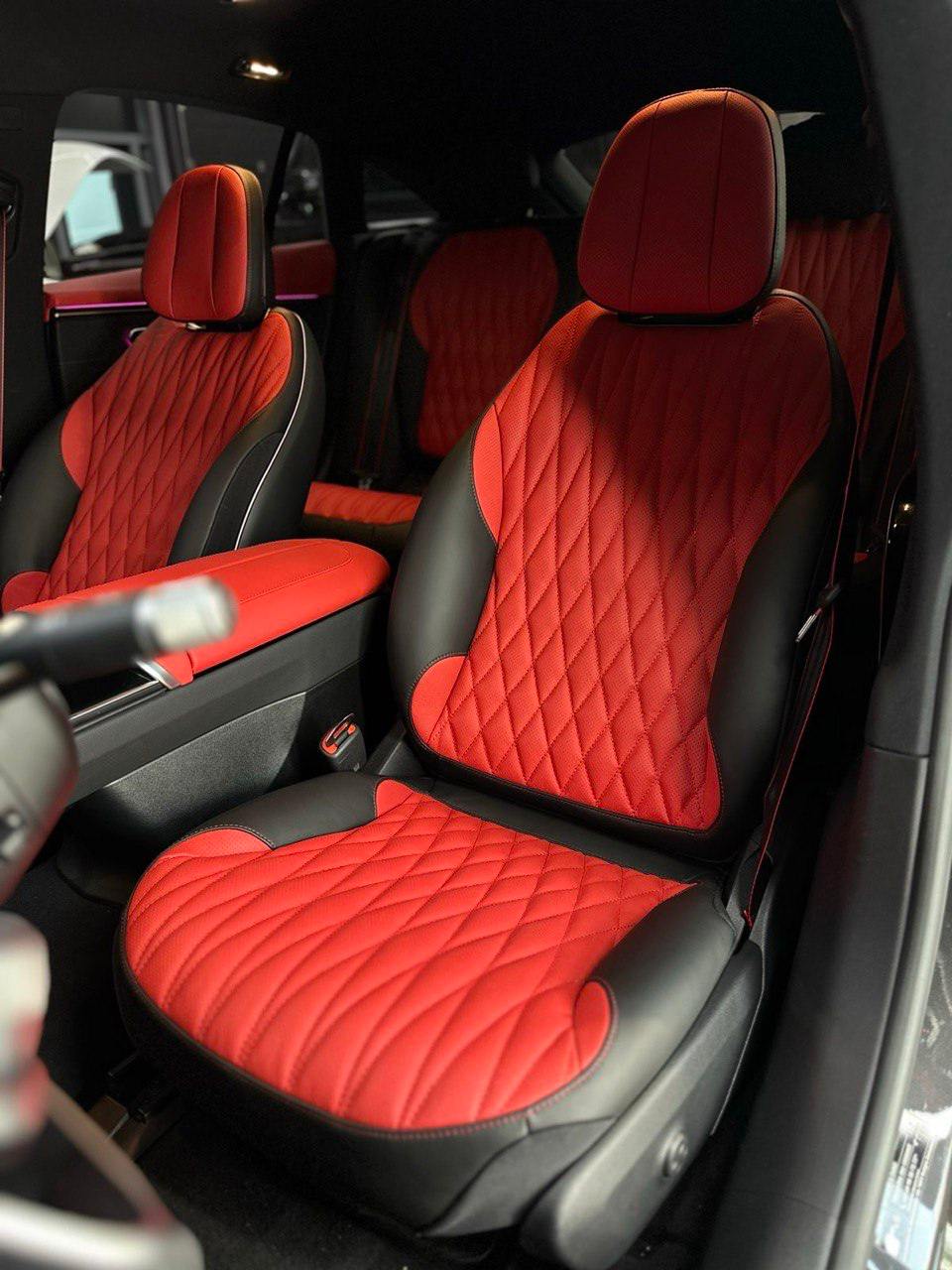 Mercedes – Benz EQS 2022 року