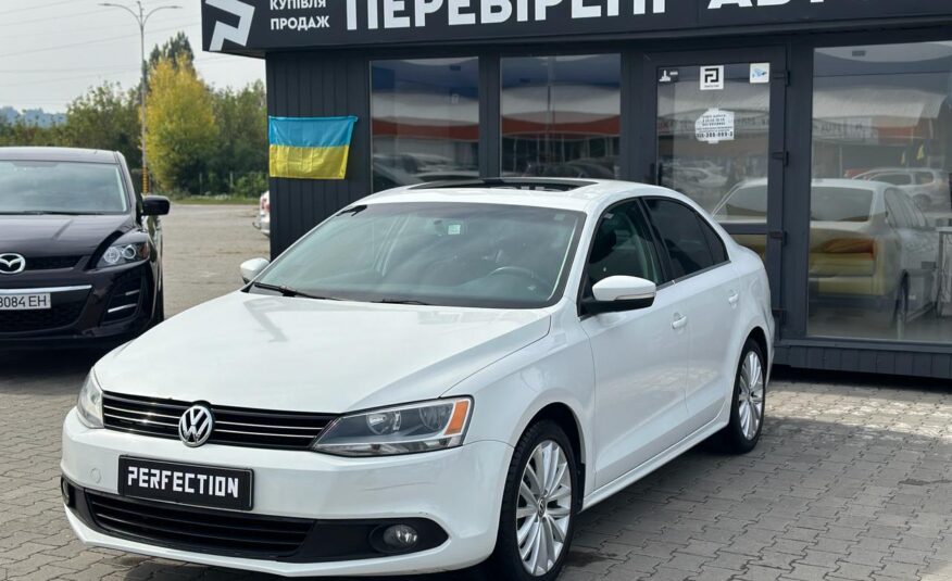 VOLKSWAGEN JETTA 2014 РОКУ