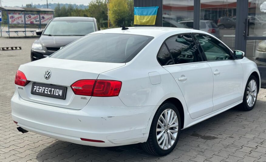 VOLKSWAGEN JETTA 2014 РОКУ