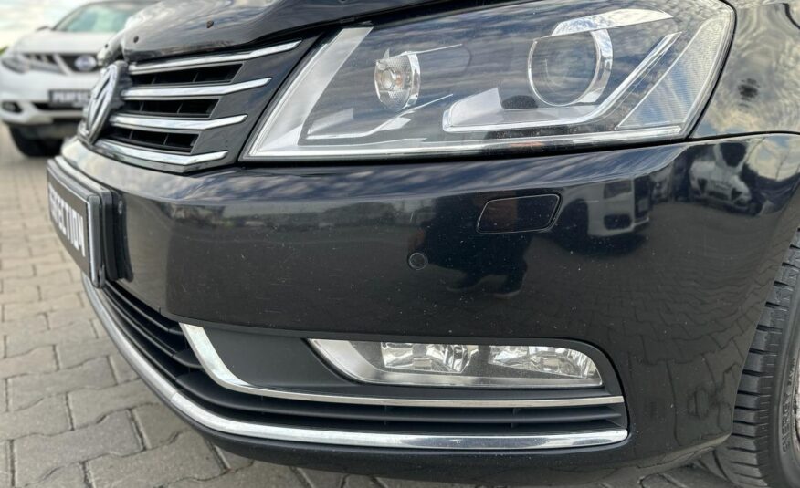 VOLKSWAGEN PASSAT 2014 року