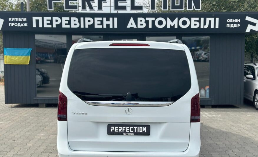 MERCEDES-BENZ V-250 V-Class 2016 року