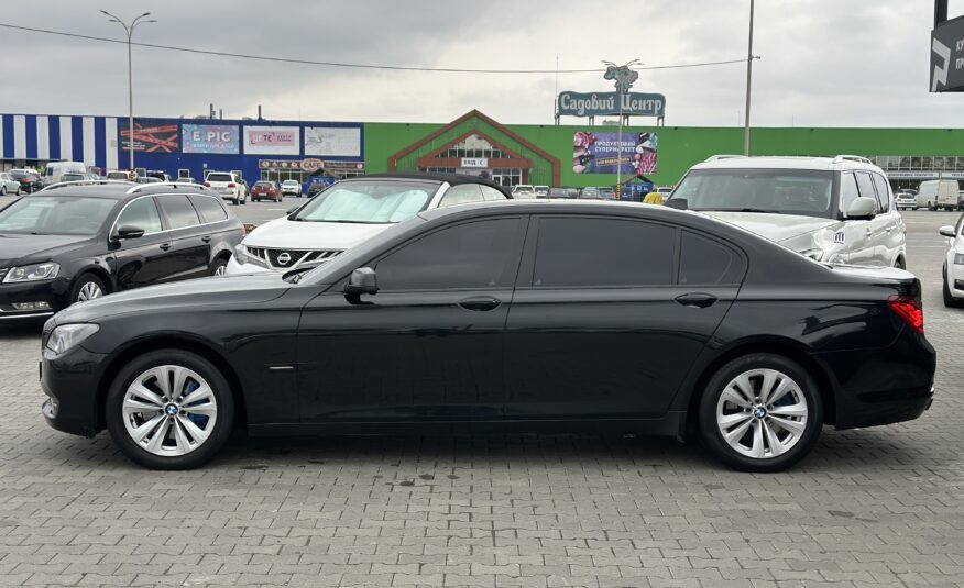 BMW 740 Li 2011 РОКУ