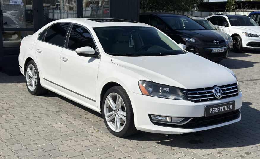 VOLKSWAGEN PASSAT NMS 2012 року