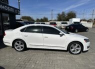 VOLKSWAGEN PASSAT NMS 2012 року