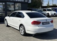 VOLKSWAGEN PASSAT NMS 2012 року