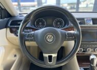 VOLKSWAGEN PASSAT NMS 2012 року