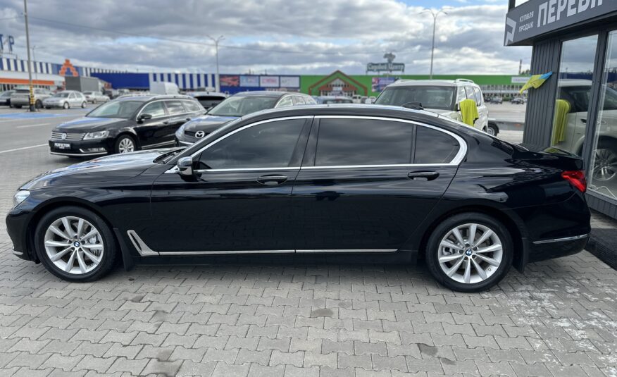 BMW 740 LI G12 2016 РОКУ