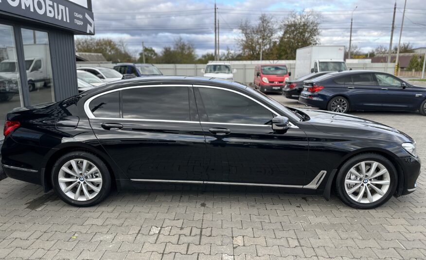 BMW 740 LI G12 2016 РОКУ