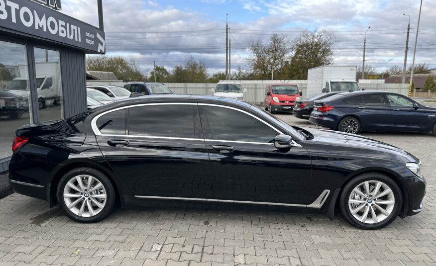 BMW 740 LI G12 2016 РОКУ