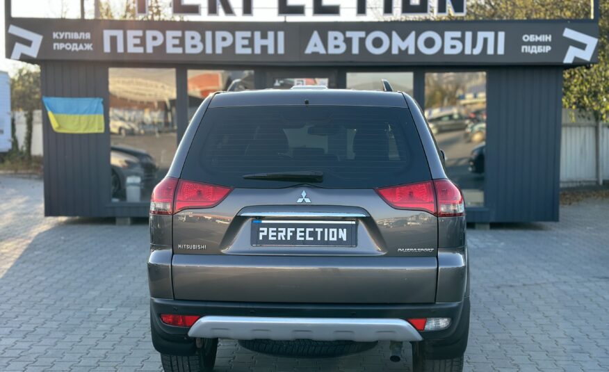 Mitsubishi Pajero Sport 2013 року