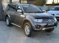 Mitsubishi Pajero Sport 2013 року