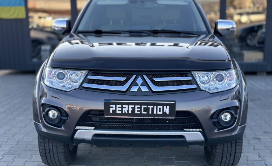 Mitsubishi Pajero Sport 2013 року