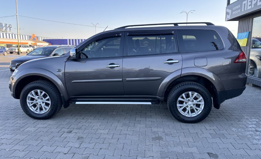 Mitsubishi Pajero Sport 2013 року