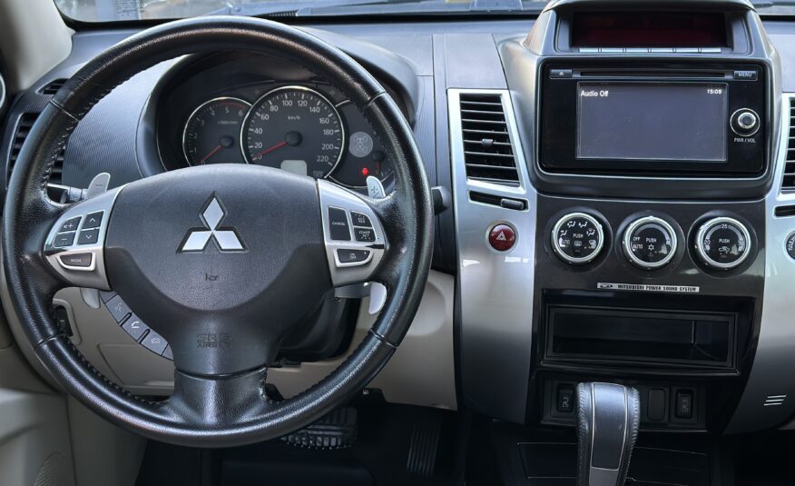 Mitsubishi Pajero Sport 2013 року