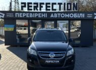 VOLKSWAGEN TIGUAN 2010 року