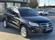 VOLKSWAGEN TIGUAN 2010 року