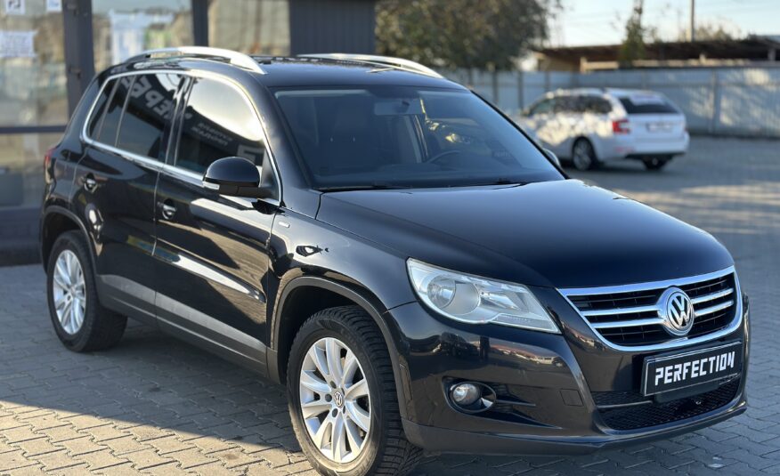 VOLKSWAGEN TIGUAN 2010 року