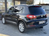 VOLKSWAGEN TIGUAN 2010 року