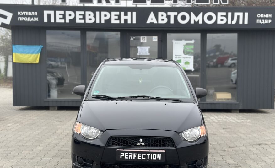 MITSUBISHI COLT 2009 року