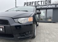 MITSUBISHI COLT 2009 року