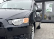 MITSUBISHI COLT 2009 року