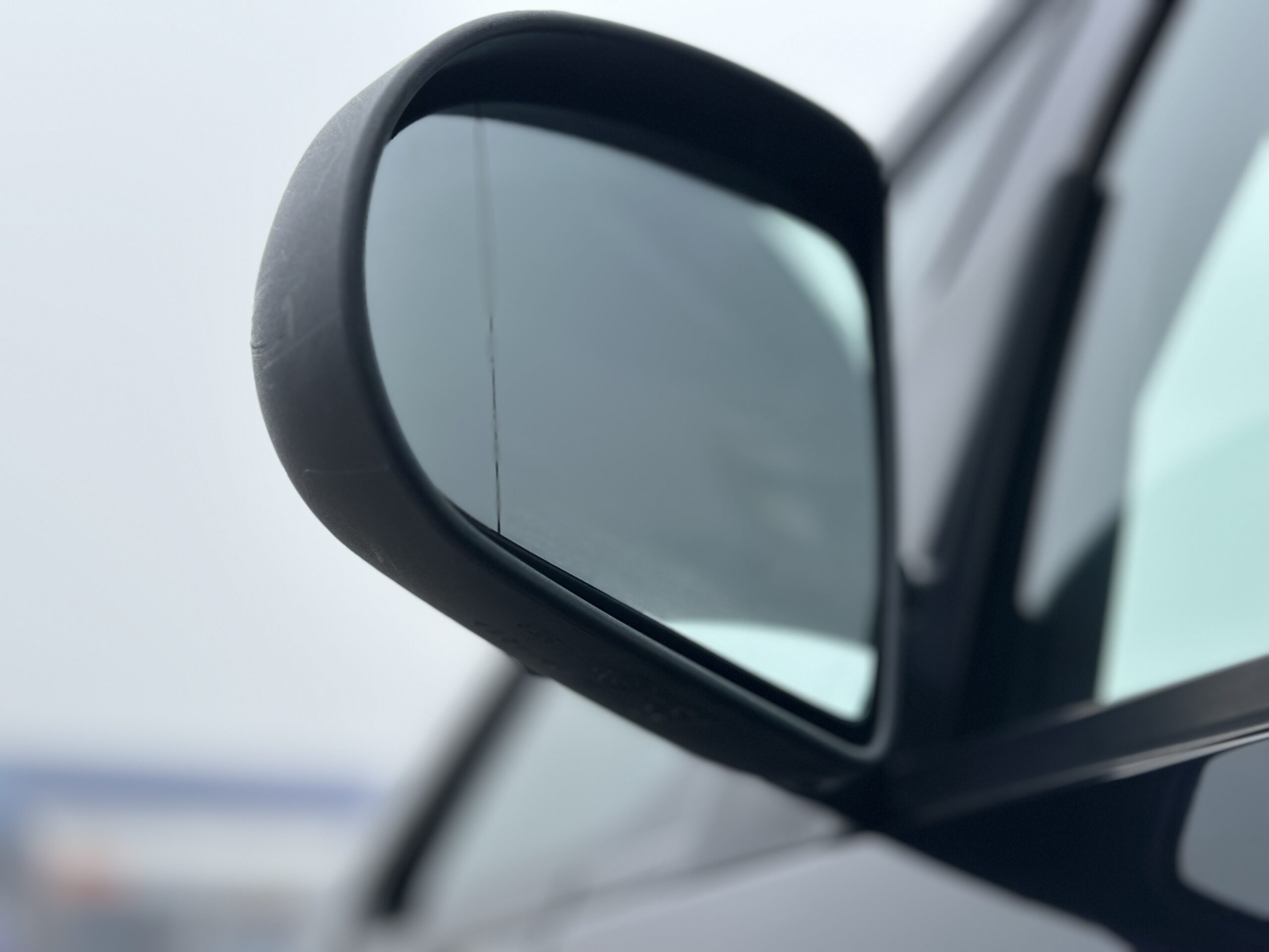 MITSUBISHI COLT 2009 року