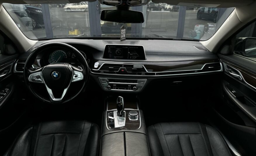 BMW 740 LI G12 2016 РОКУ