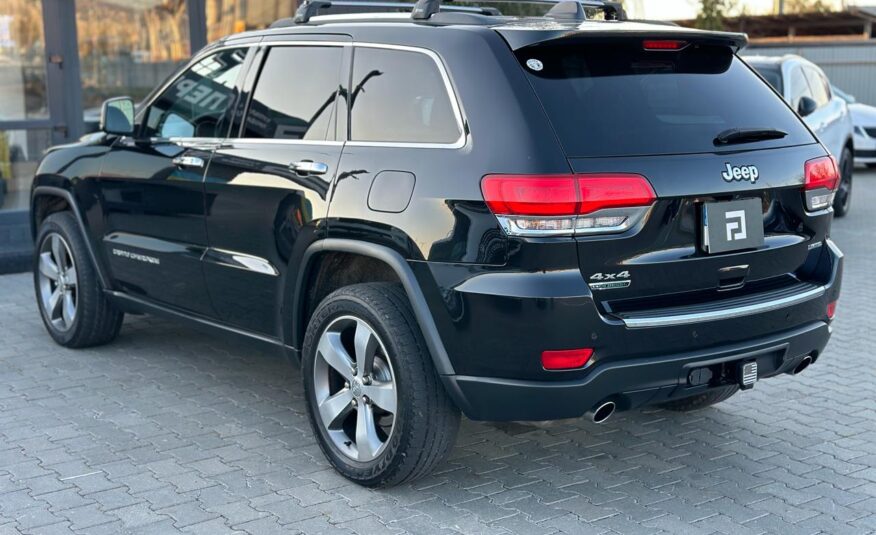 Jeep Grand Cherokee 2015 року