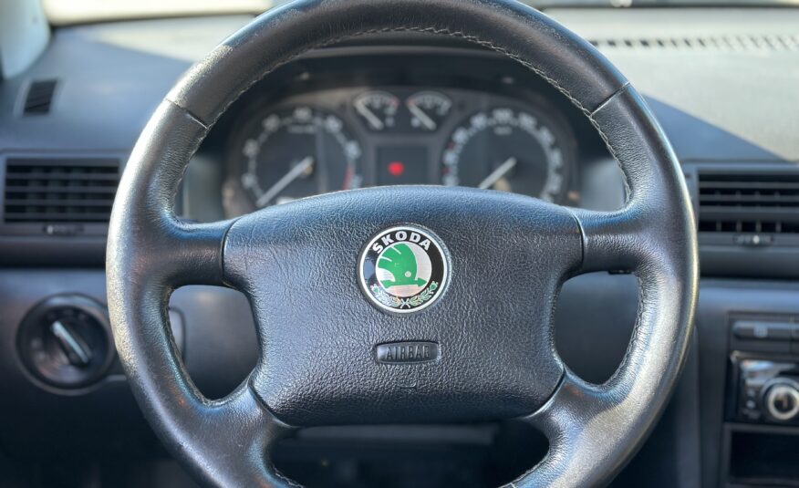 SKODA OCTAVIA MPI 2003 Року