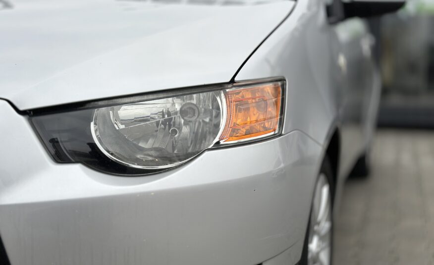 MITSUBISHI COLT 2009 РОКУ