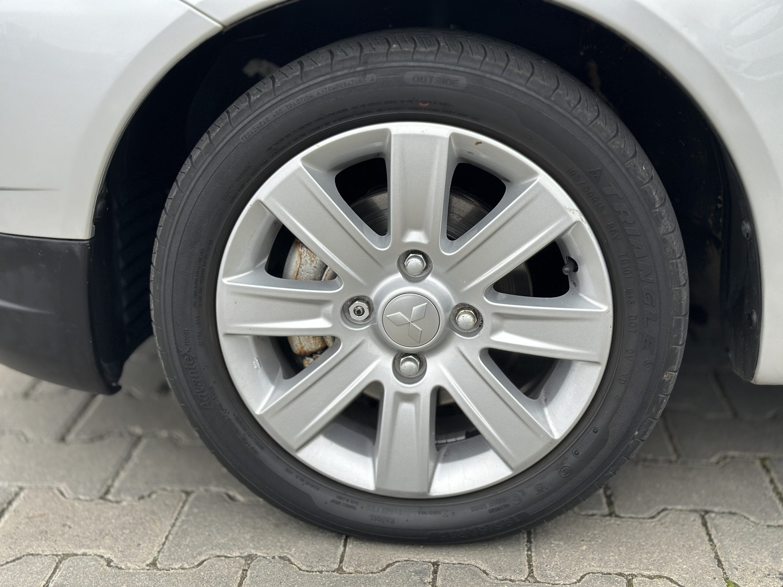 MITSUBISHI COLT 2009 РОКУ