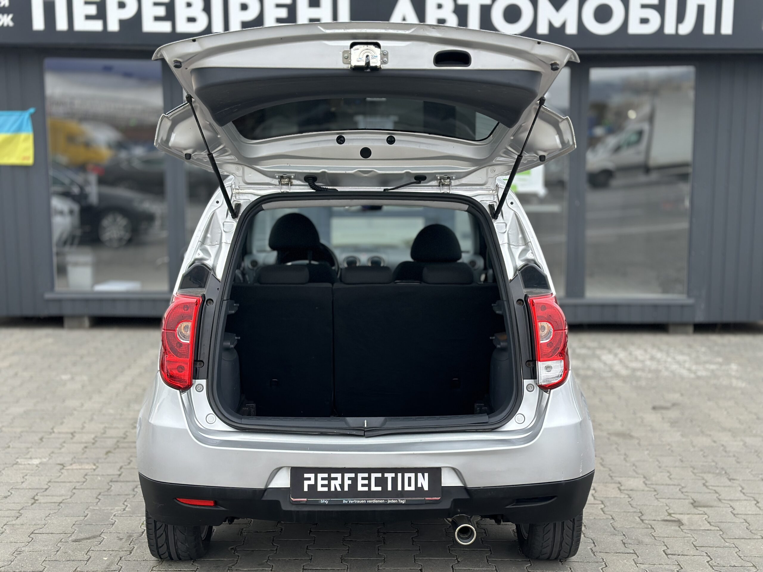 MITSUBISHI COLT 2009 РОКУ