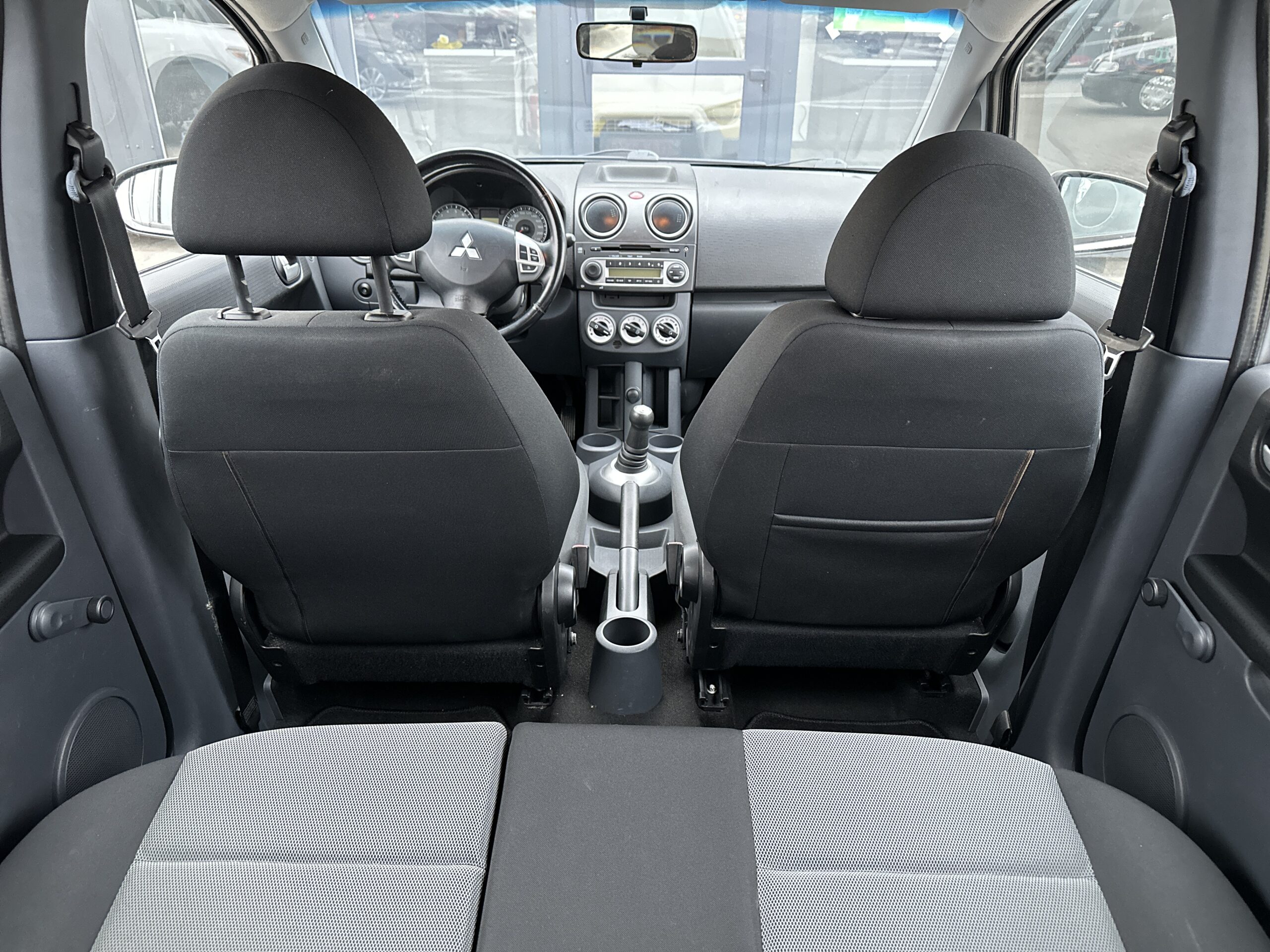 MITSUBISHI COLT 2009 РОКУ