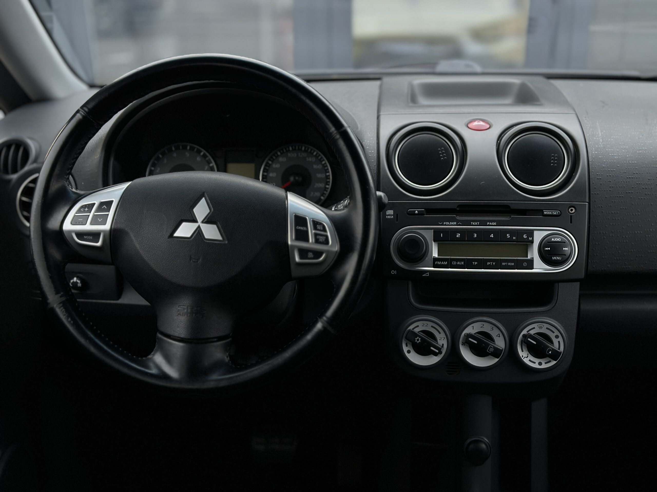 MITSUBISHI COLT 2009 РОКУ