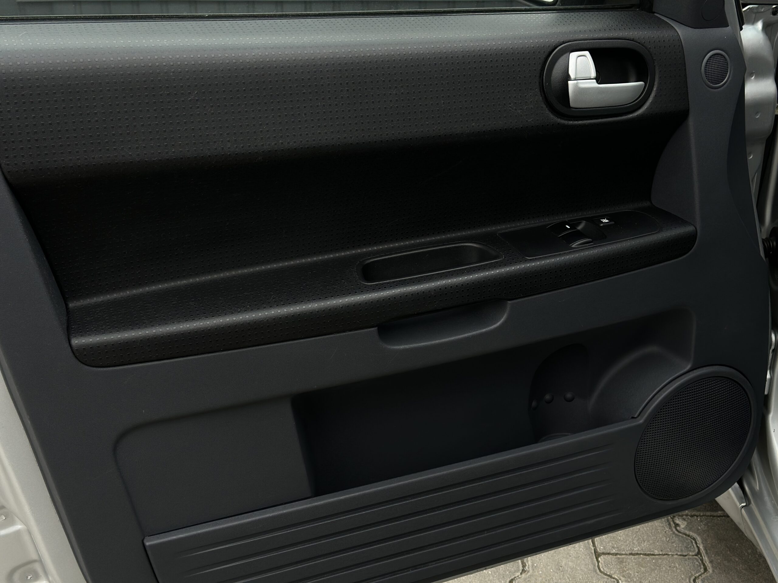 MITSUBISHI COLT 2009 РОКУ