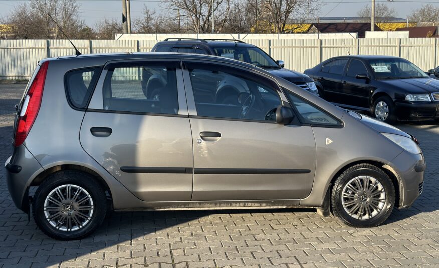 MITSUBISHI COLT 2008 Року