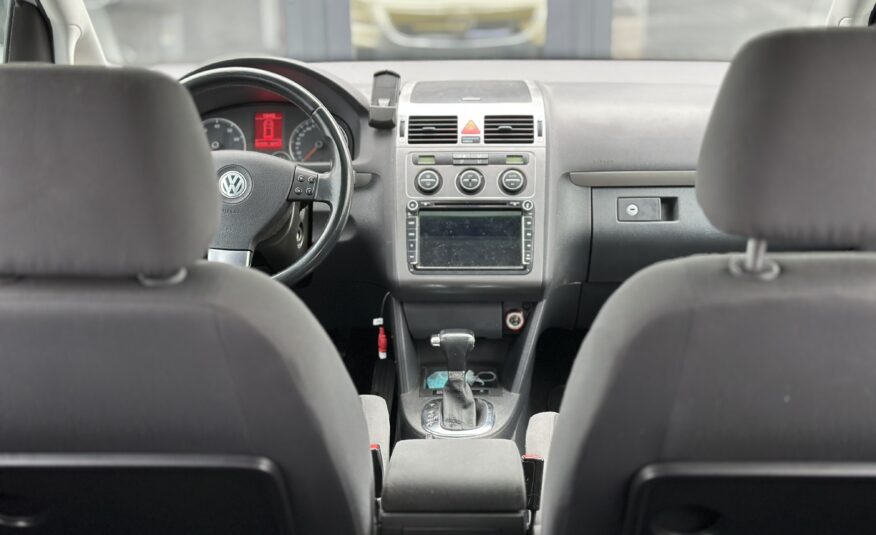 VOLKSWAGEN TOURAN 2010  РОКУ