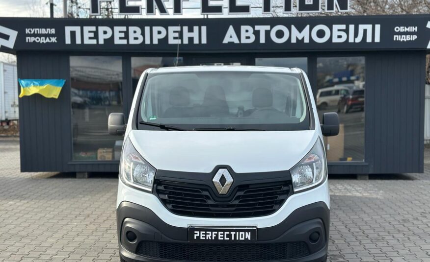 RENAULT TRAFIC 2018 РОКУ